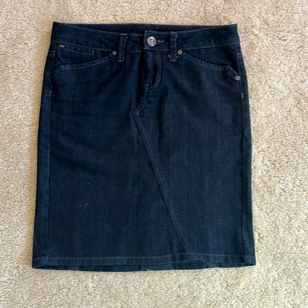 Mango women’s denim skirt Size 4